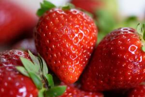 how to book a dessert food truck